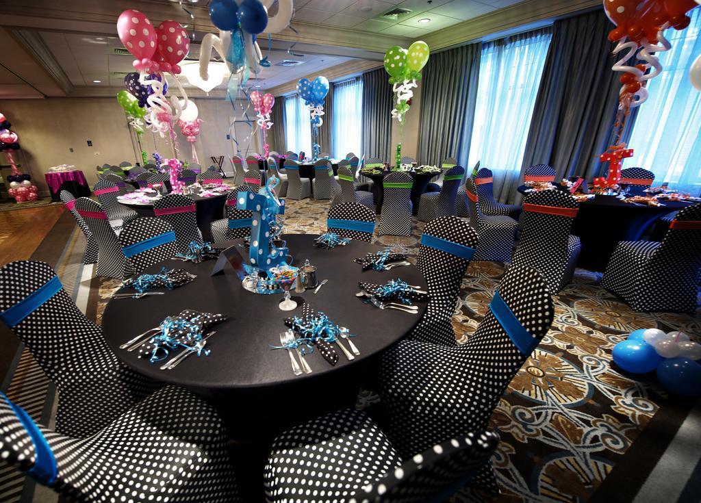 Salem Waterfront Hotel & Suites Εξωτερικό φωτογραφία